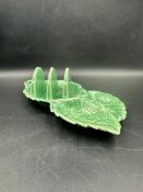 A green cabbage ware toast rack