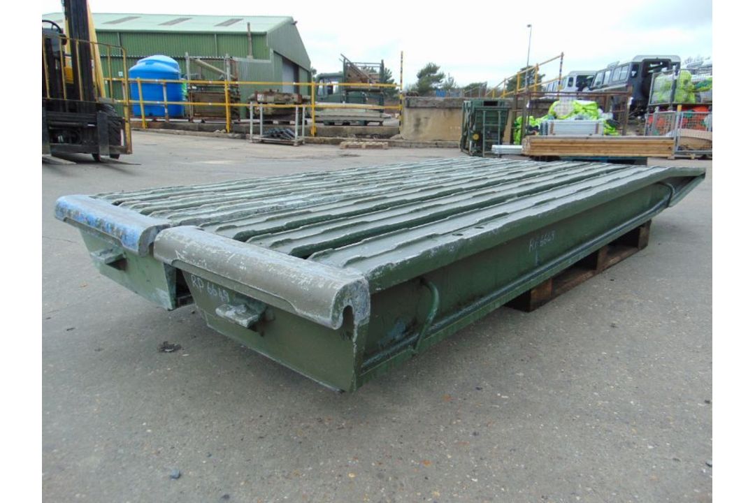 Pair of Very Heavy Duty Aluminium Clip on Vehicle Loading Ramps, 3 m long, 0.54 m wide - Image 5 of 6