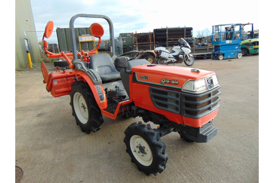 Kubota Granbia GB16 4x4 Diesel Compact Tractor c/w Rotovator ONLY 467 HOURS! - Image 4 of 24