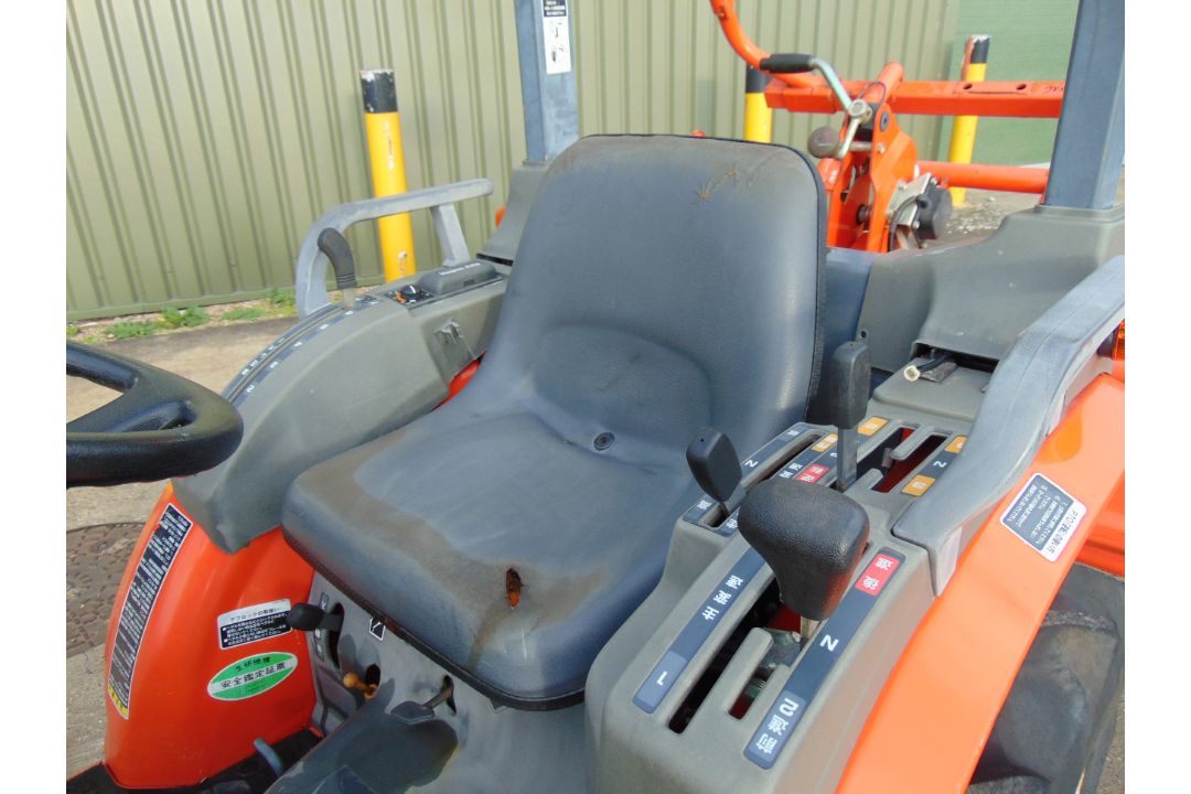Kubota Granbia GB16 4x4 Diesel Compact Tractor c/w Rotovator ONLY 467 HOURS! - Image 14 of 24