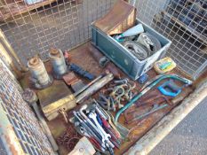 Jacks, Tools, Shackles, Straps etc