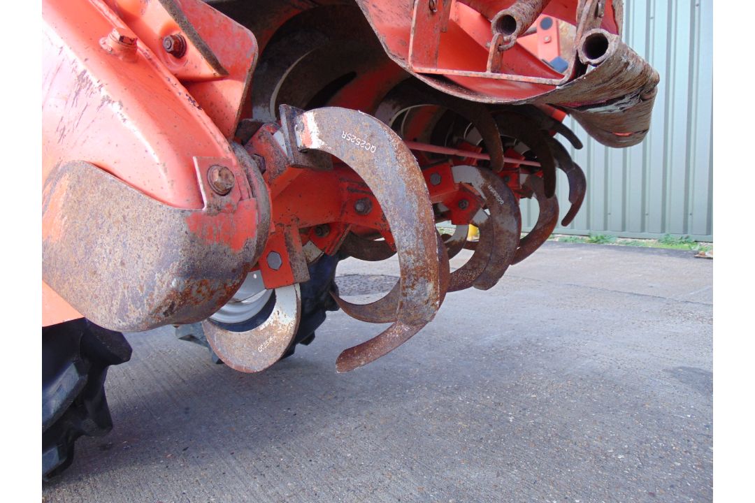 Kubota Granbia GB16 4x4 Diesel Compact Tractor c/w Rotovator ONLY 467 HOURS! - Image 11 of 24