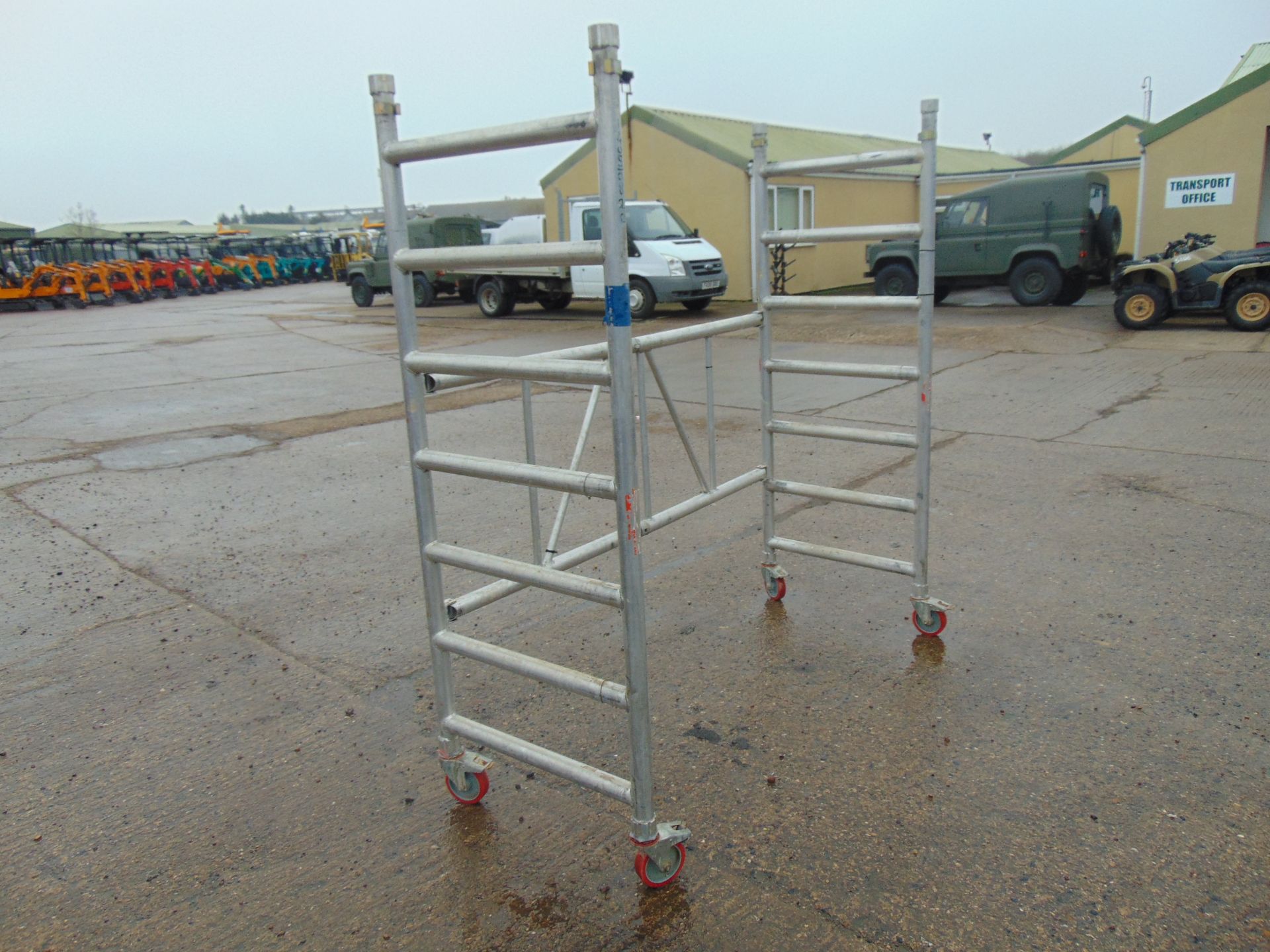 Aluminium Fold Out Scaffold Tower - Image 2 of 6