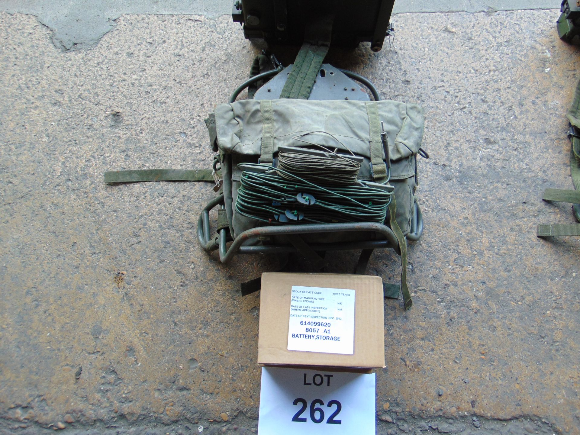 UK/RT 320 Transmitter Receiver c/w 2x Spare Battery etc as shown - Image 4 of 4