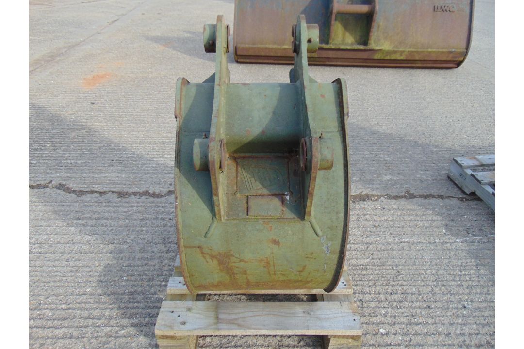 JCB 41cm Excavator Bucket 50mm Pin - Image 4 of 5