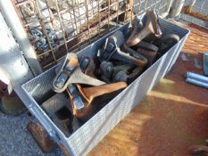 20 x Jaws of Life Chain Clutches