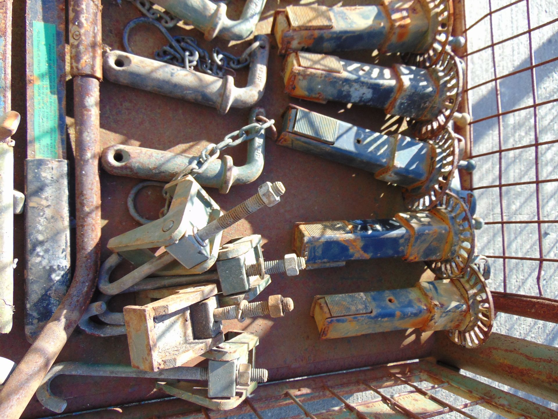 Jacking Legs, Bedford Tow Pins etc - Image 5 of 6