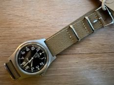 RARE CWC 0552 ROYAL MARINES ISSUE SERVICE WATCH NATO MARKS DATE 1990*** GULF WAR***