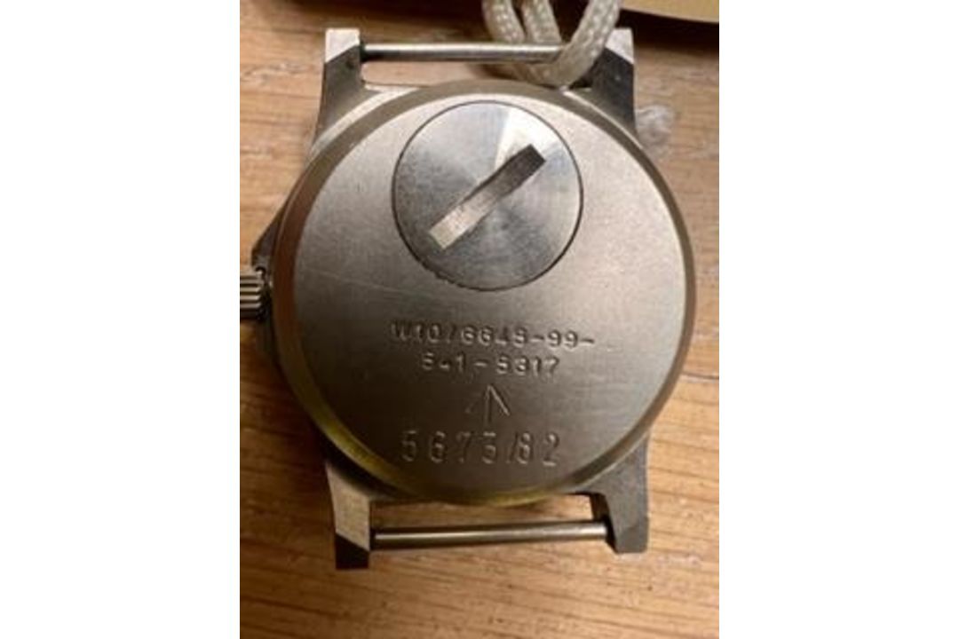 V.V. RARE CWC FAT BOY W10 BRITISH ARMY SERVICE WATCH NATO MARKS DATE 1982 ** FALKLANDS WAR** - Image 4 of 5