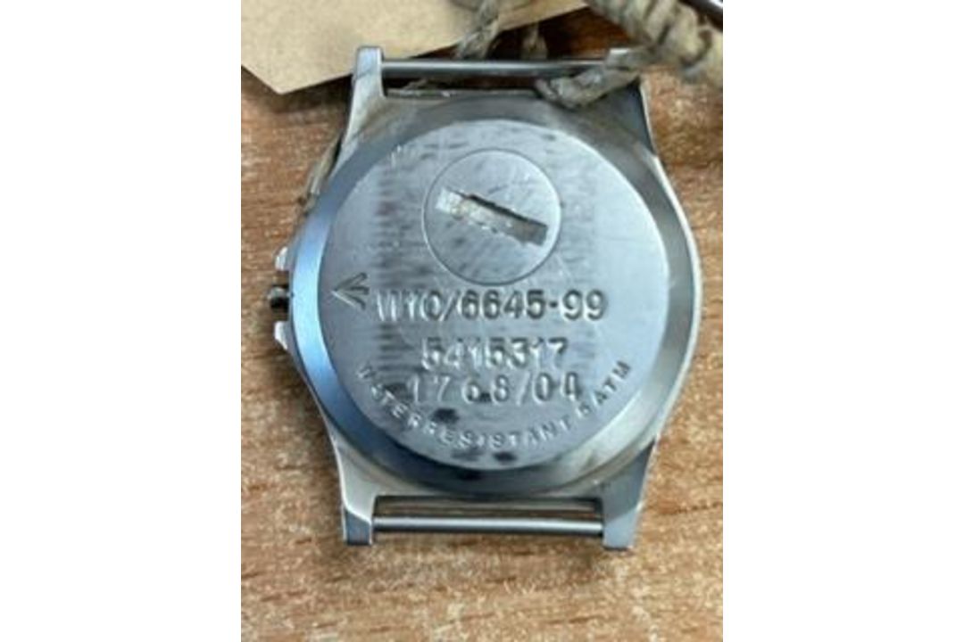 2X CWC W10 BRITISH ARMY SERVICE WATCHES NATO MARKS WATER RESISTANT TO 5ATM DATE 2005/2006 - Image 6 of 10
