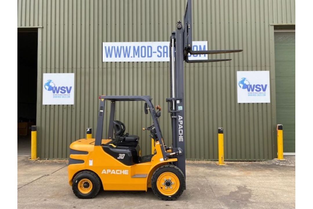 **NEW UNUSED 2022 Apache HH30Z 3000Kg Diesel Fork Lift Truck** - Image 15 of 37