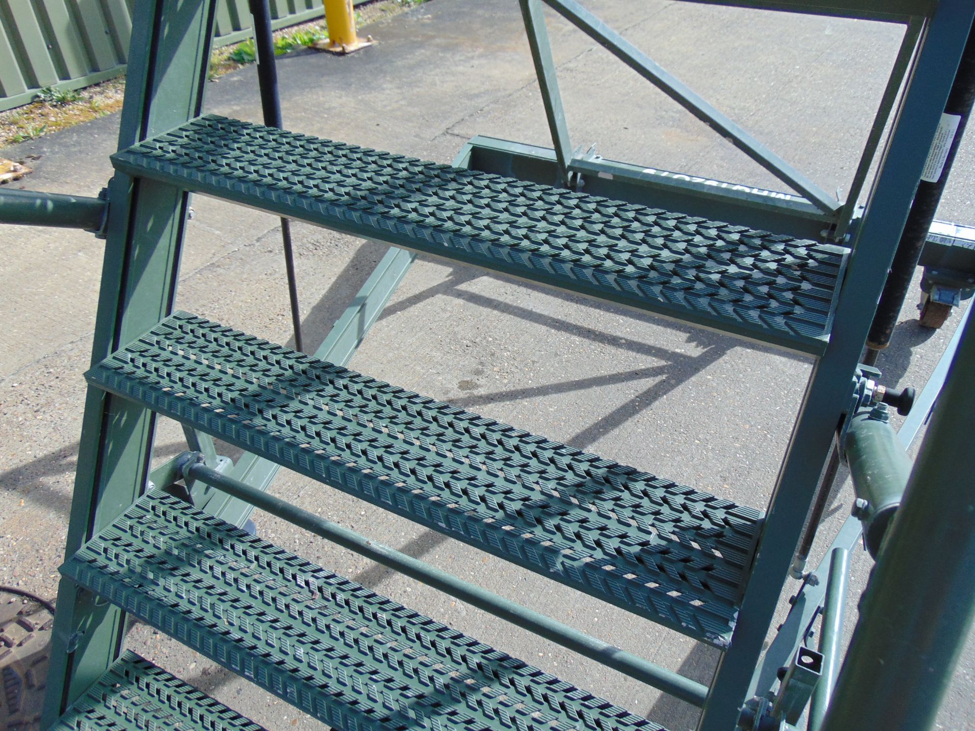 Test-Fuchs Aluminium Collapsible Warehouse Access Steps 2.4m Max Platform Height - Image 4 of 11