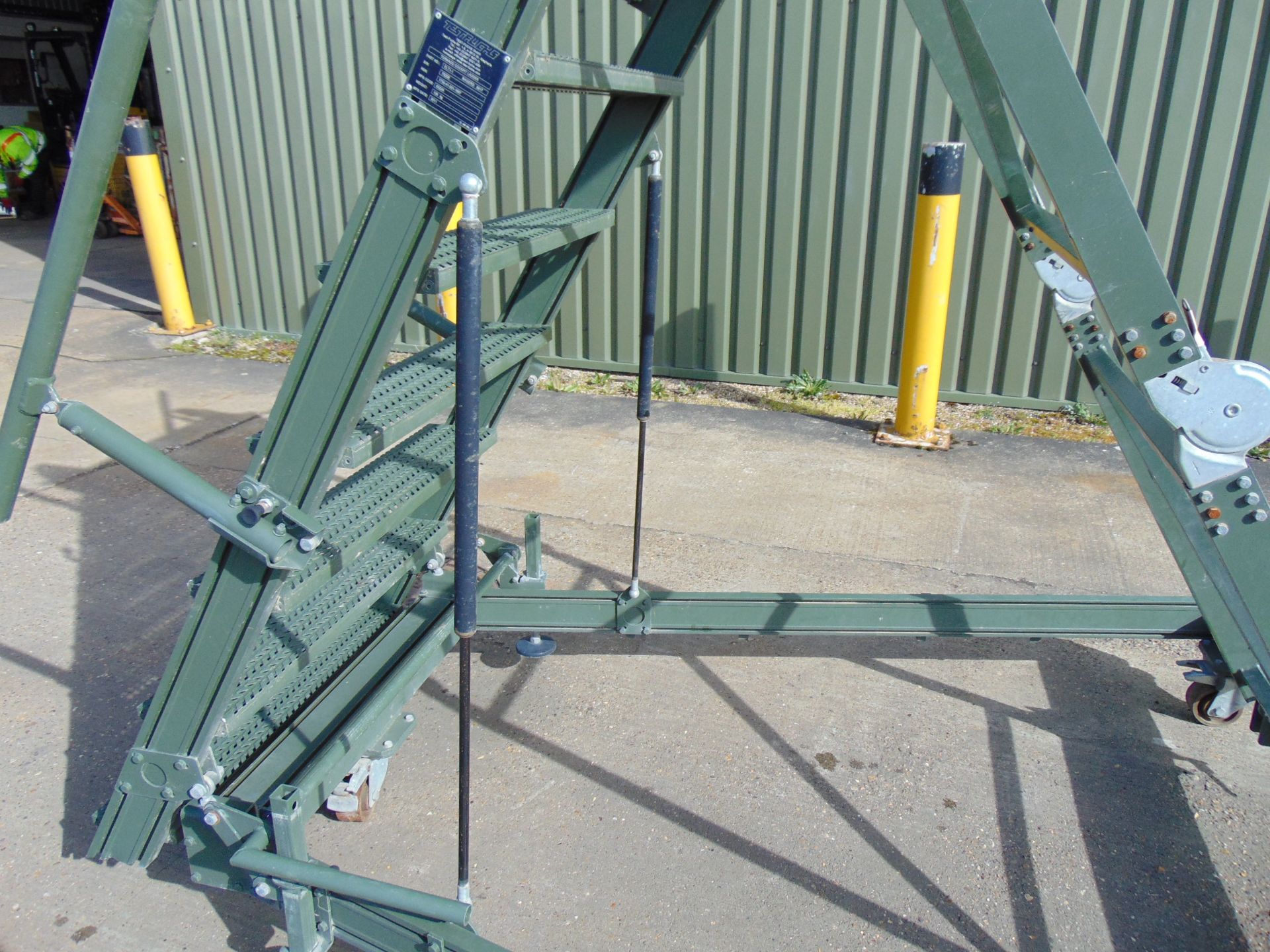Test-Fuchs Aluminium Collapsible Warehouse Access Steps 2.4m Max Platform Height - Image 7 of 11