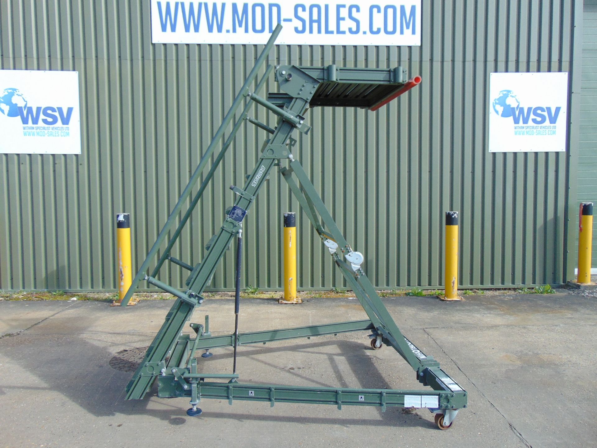 Test-Fuchs Aluminium Collapsible Warehouse Access Steps 2.4m Max Platform Height - Image 2 of 11