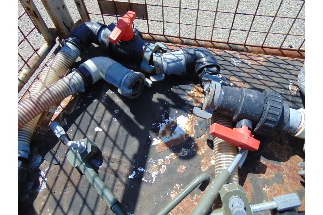 Hoses, Taps, Hammers, Hooks etc - Image 5 of 7