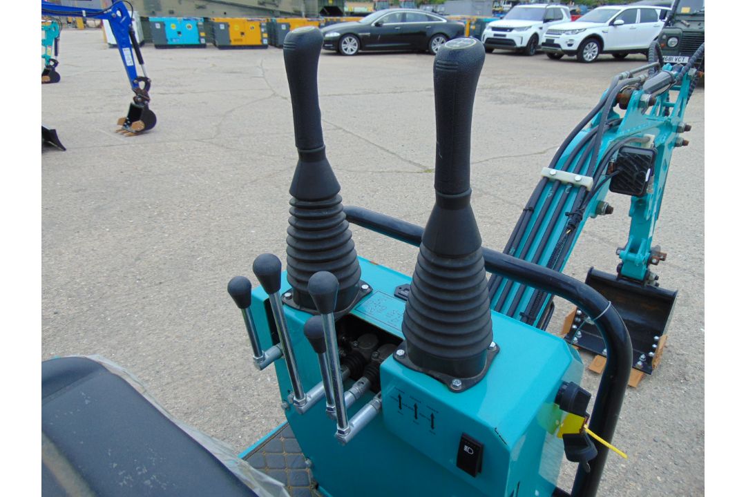NEW UNUSED 2022 PC10 Mini Excavator - Image 9 of 16
