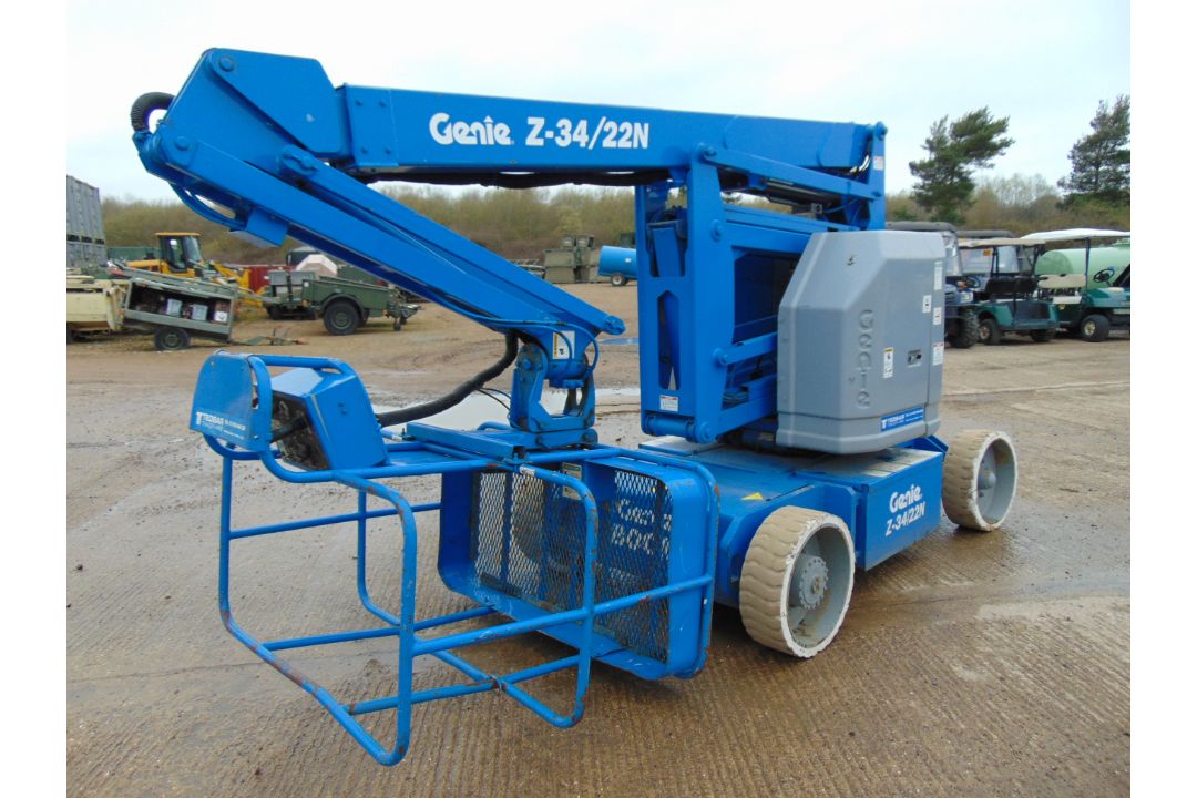 Genie Z-34/22N Articulated Electric Boom Lift ONLY 724 HOURS! - Image 1 of 18