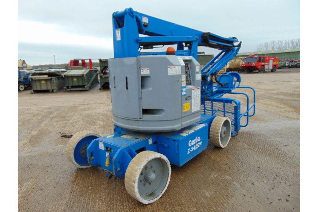 Genie Z-34/22N Articulated Electric Boom Lift ONLY 724 HOURS! - Image 6 of 18