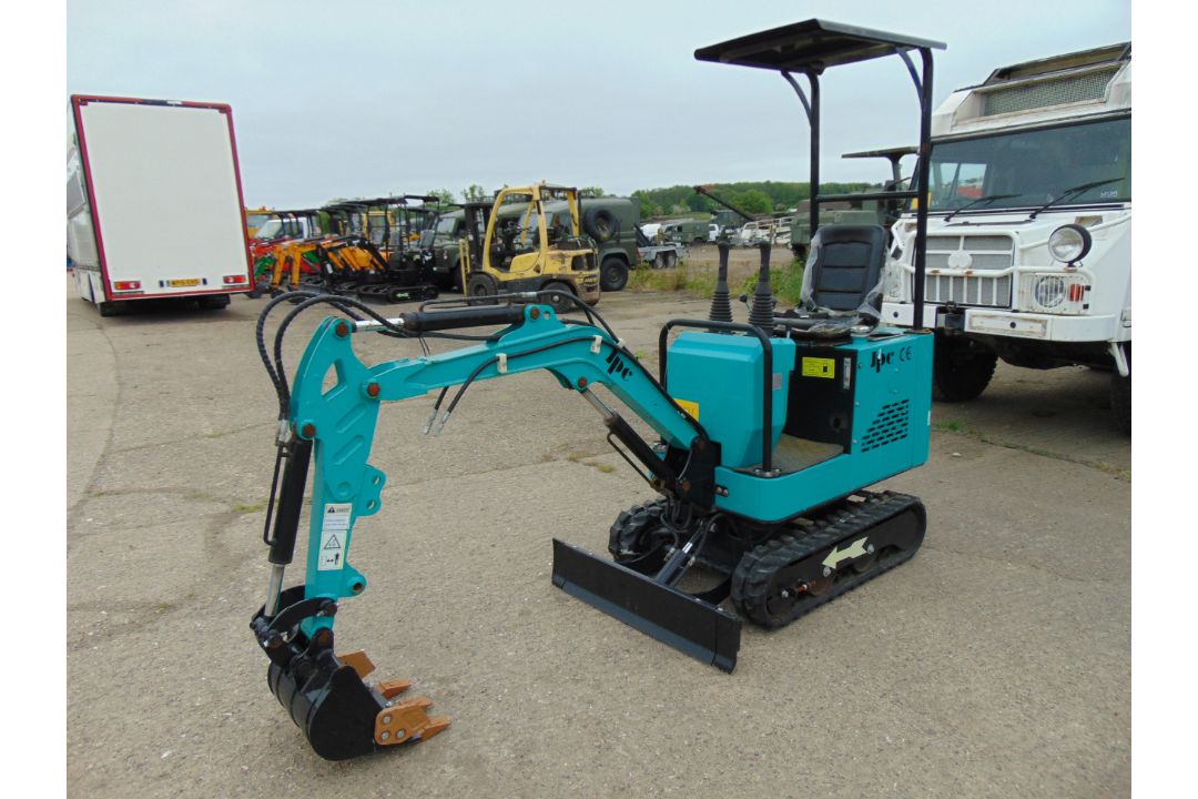 NEW UNUSED 2022 PC10 Mini Excavator - Image 1 of 16