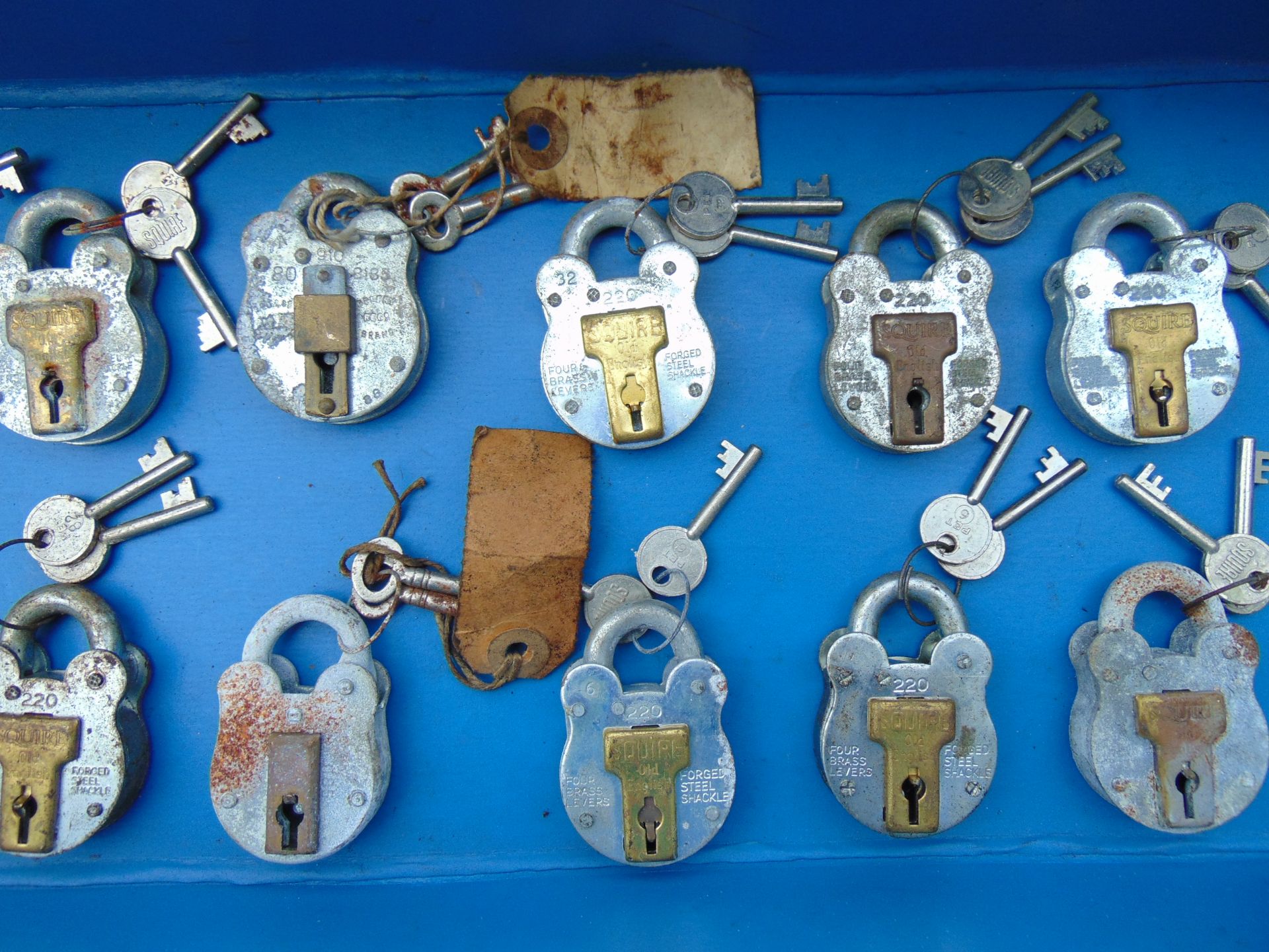 20 x MoD Padlocks c/w Keys - Image 3 of 5