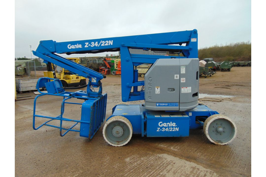 Genie Z-34/22N Articulated Electric Boom Lift ONLY 724 HOURS! - Image 2 of 18