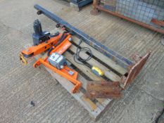 Penny Hydraulics SwingLift ML250 lightweight, demountable electric crane for pickups and dropsides