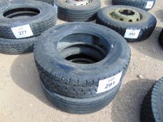 2 x Michelin X 265/70 R 19.5