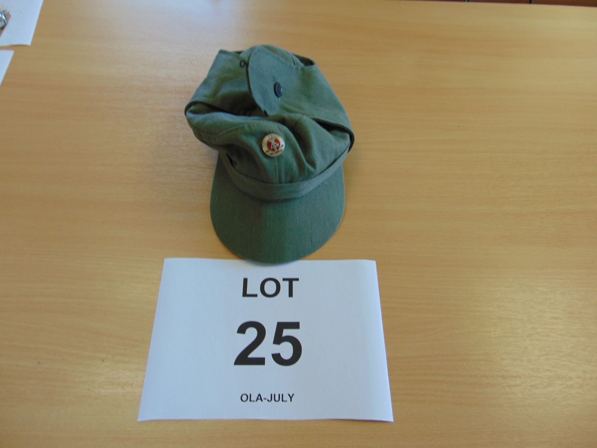 Nice Condition East German NVA Field Cap c/w Badge - Image 4 of 6
