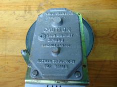 Fluid Transfer Hight Energy Auto Return Hose Reel for Fuel or Cables Unissued