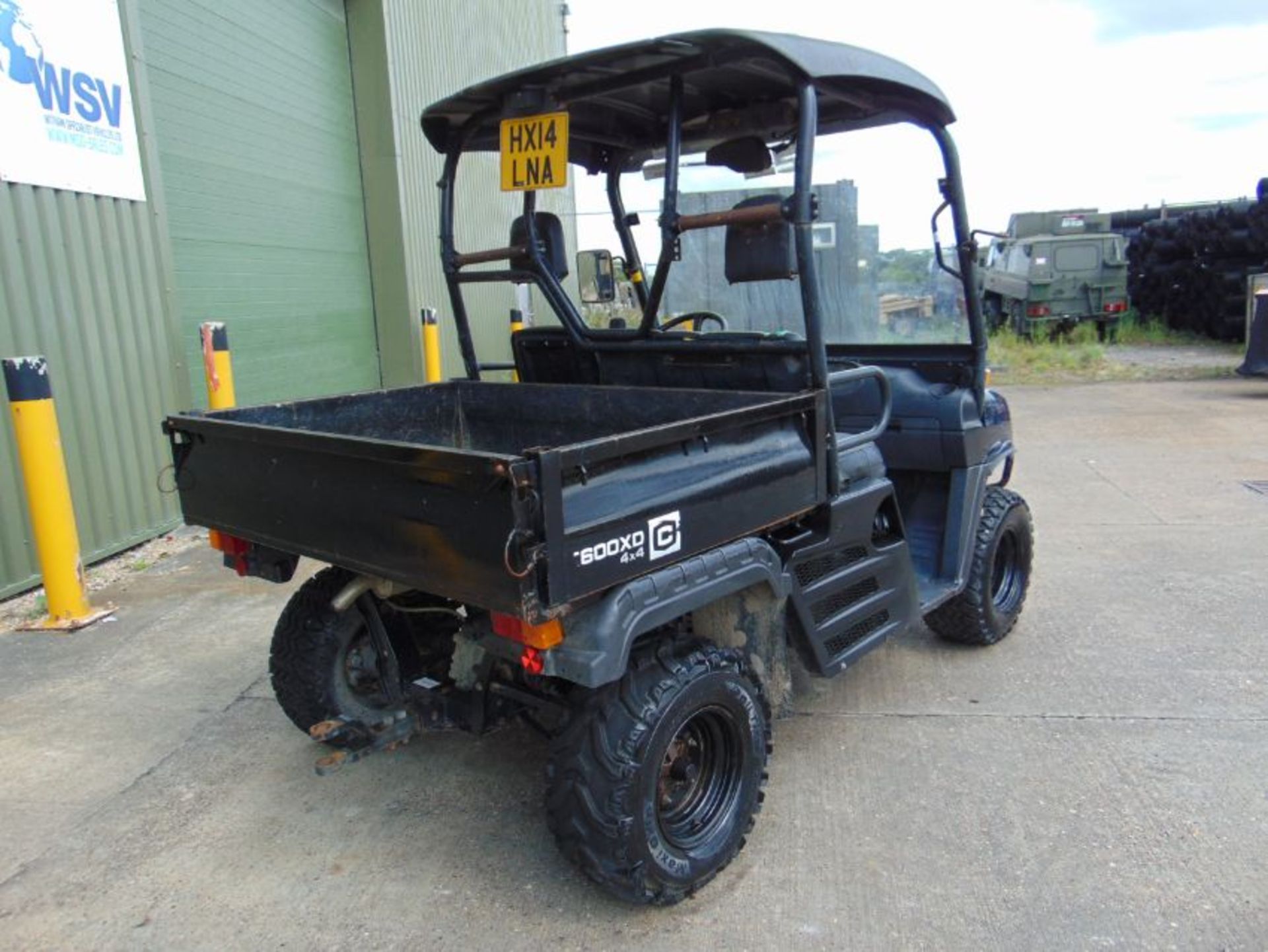 2014 Cushman XD1600 4x4 Diesel Utility Vehicle Showing 985 hrs - Image 8 of 18