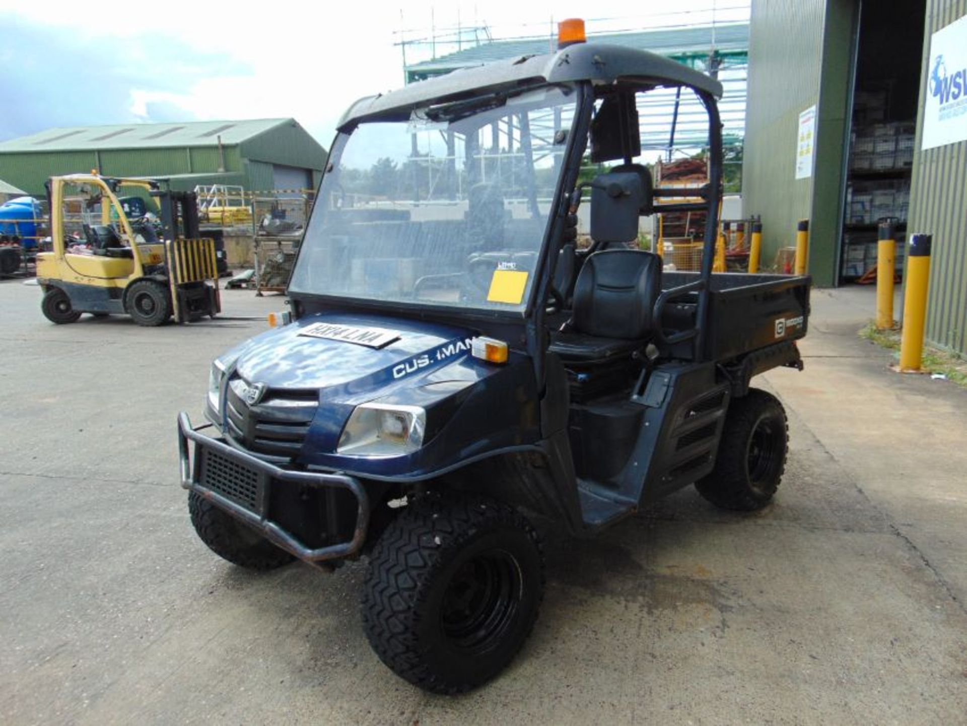 2014 Cushman XD1600 4x4 Diesel Utility Vehicle Showing 985 hrs - Image 4 of 18