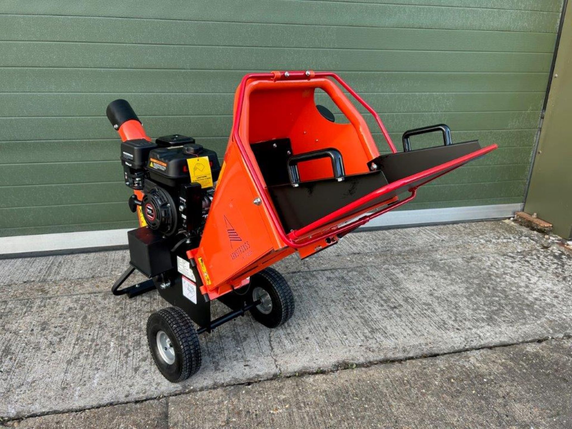 Brand New and unused, Armstrong DR-GS-65H Electric start Petrol Wood Chipper - Image 6 of 20