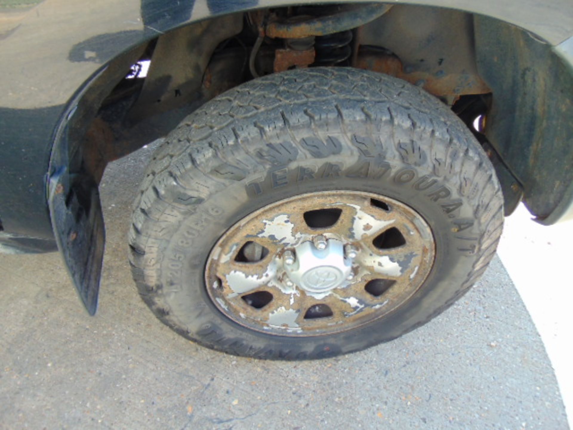 2012 Toyota Hilux HL2 Pick up 4x4 Double Cab with Truckman Hard Top - Image 33 of 41