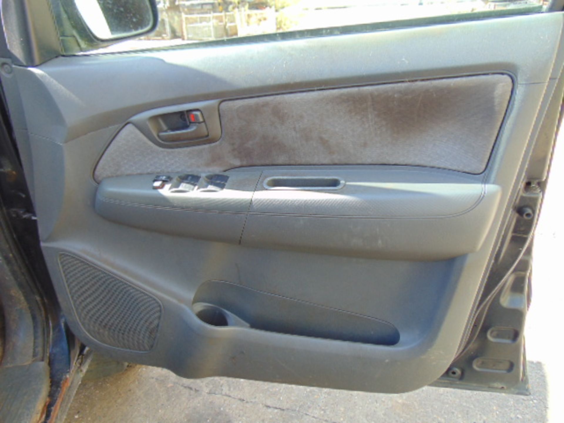 2012 Toyota Hilux HL2 Pick up 4x4 Double Cab with Truckman Hard Top - Image 32 of 41