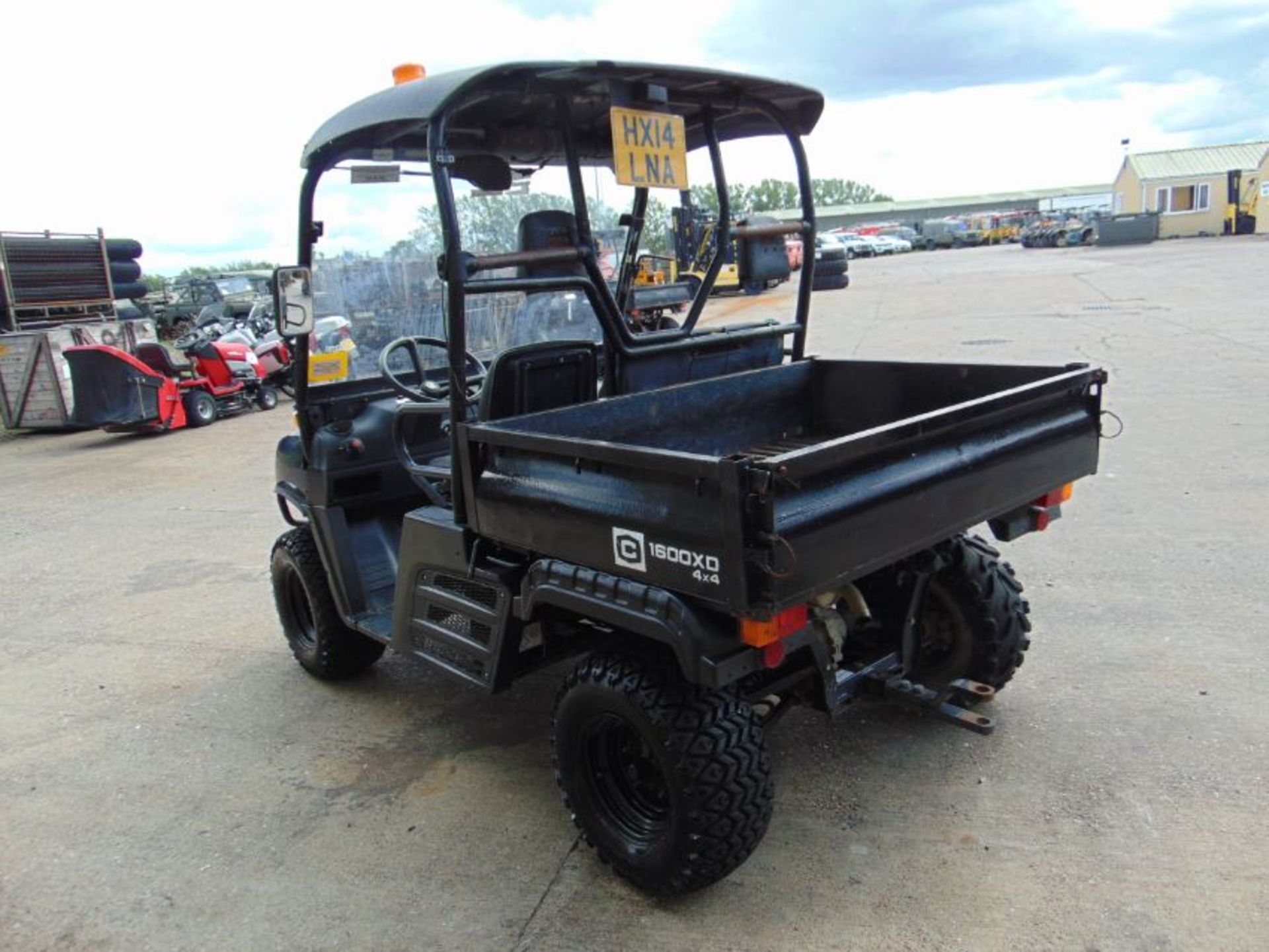 2014 Cushman XD1600 4x4 Diesel Utility Vehicle Showing 985 hrs - Image 6 of 18