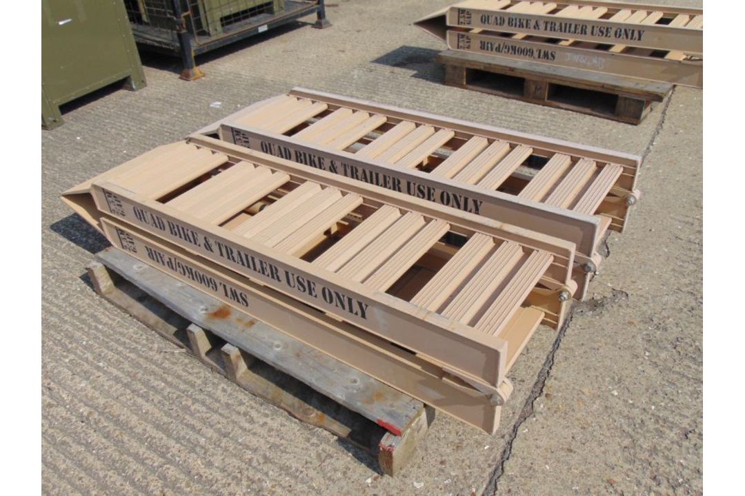 Pair of Heavy Duty Aluminium Folding Quad Bike Ramps, 3.1m long, SWL Per Ramp 600kg - Image 3 of 7