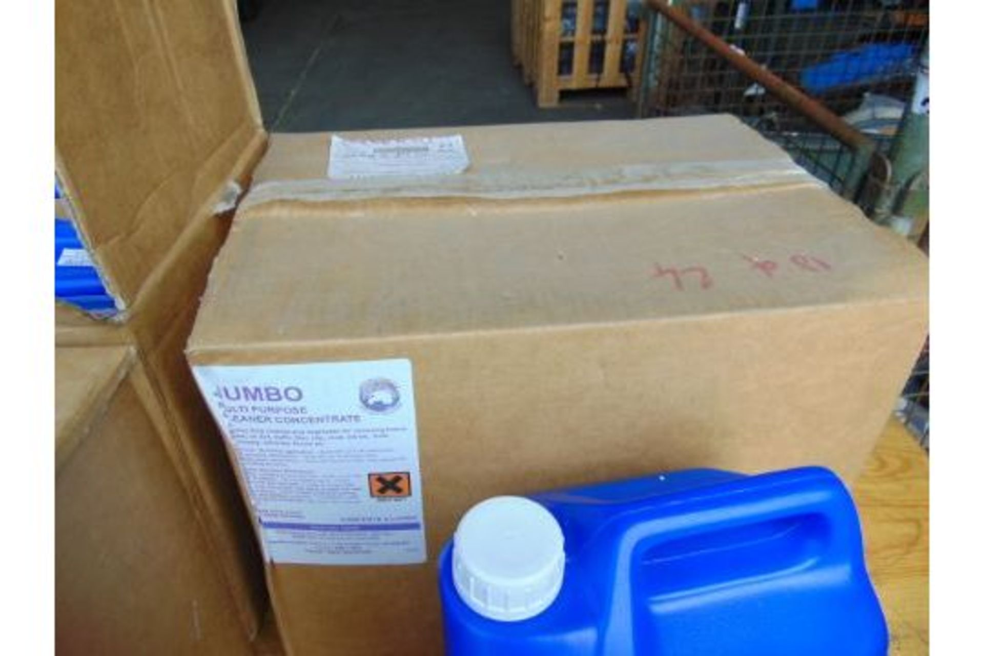 12 x 5 litres ( in boxes of 4 ) Unissued Jumbo Multi purpose Cleaner Concentrate, MoD Reserve Stock - Image 4 of 4