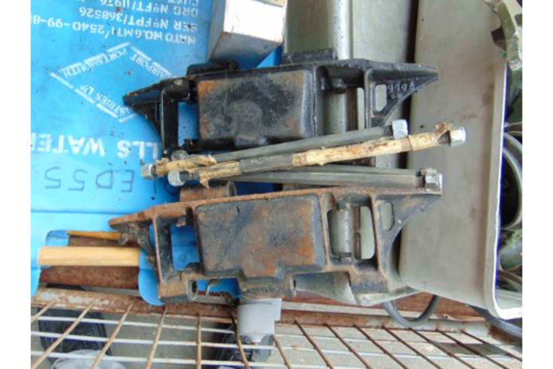 1x Stillage CVRT Track Links, Search Light Ammo Tins etc - Image 5 of 6