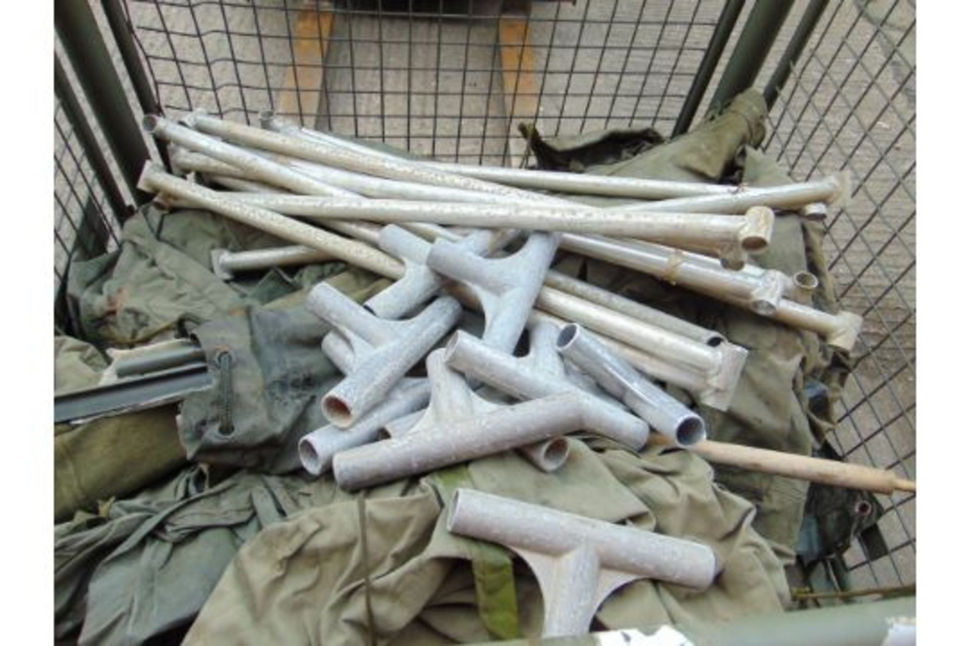 1 x Stillage British Army Tents Poles, Angles Pegs etc - Image 4 of 4
