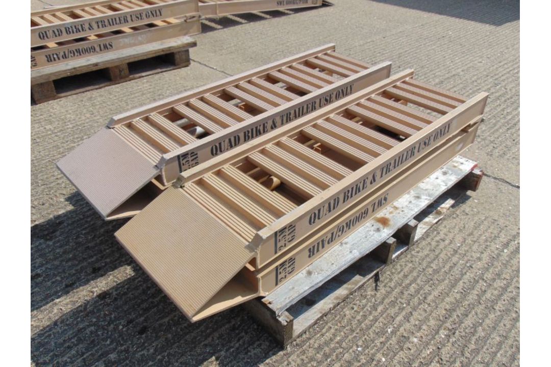 Pair of Heavy Duty Aluminium Folding Quad Bike Ramps, 3.1m long, SWL Per Ramp 600kg - Image 1 of 7