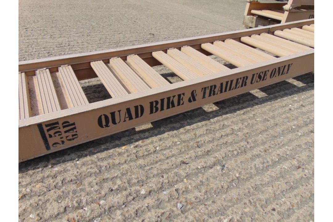 Pair of Heavy Duty Aluminium Folding Quad Bike Ramps, 3.1m long, SWL Per Ramp 600kg - Image 5 of 7