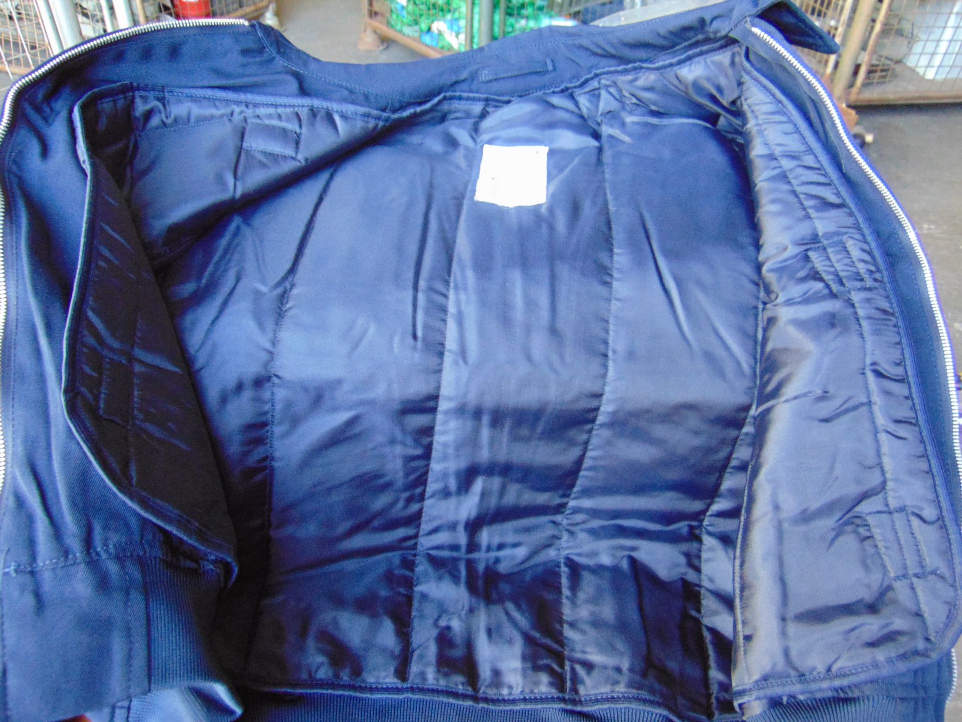 6x New Unissued (3 x) X Large & (3x) Small RAF issue Pilots Jackets with Removeable Liner - Image 2 of 6