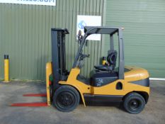 Maximal M30 2500Kg Diesel Fork Lift Truck ONLY 1,876 HOURS!