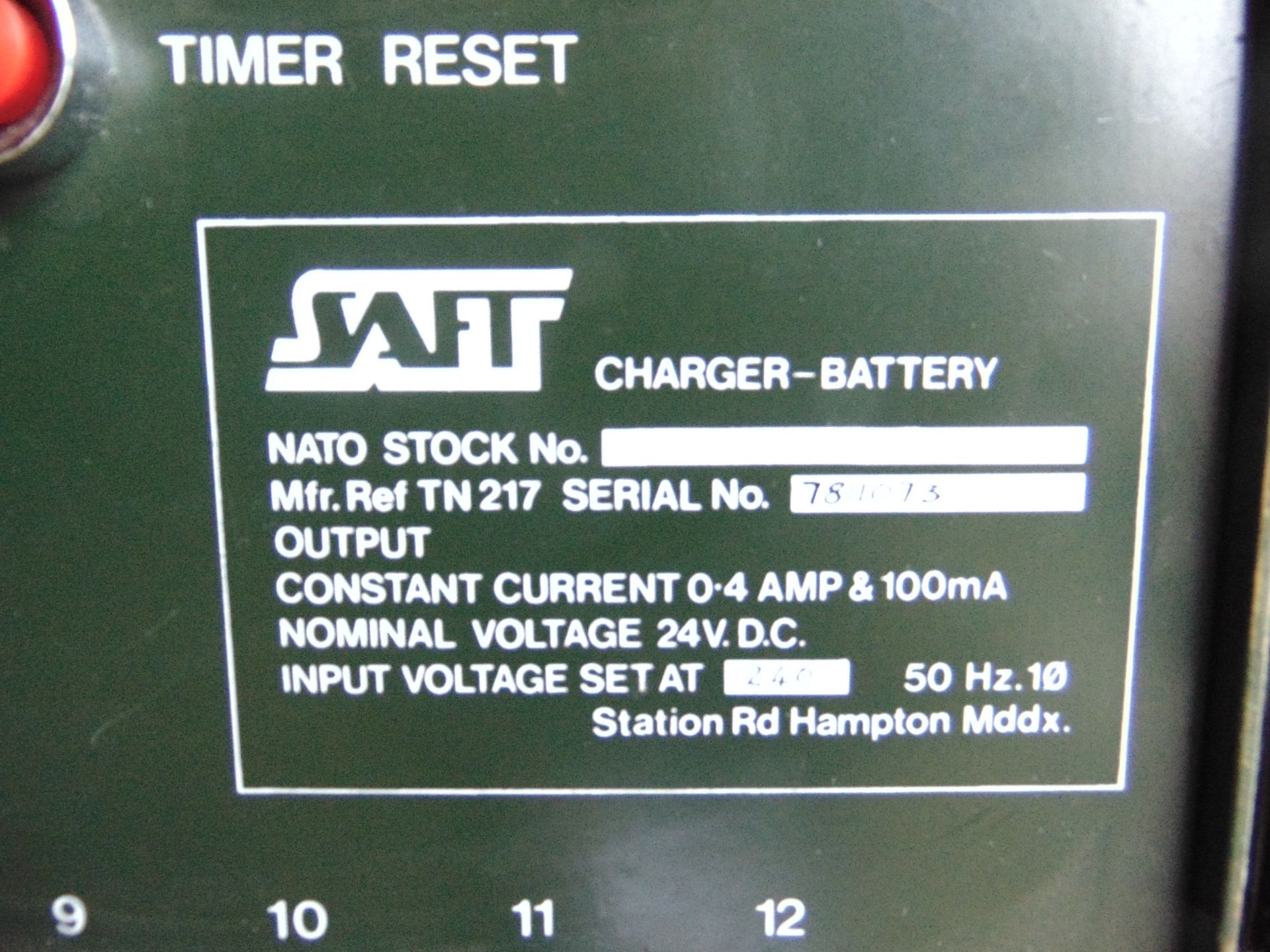 Very Rare SAFT Clansman 24V Universal Radio Battery Charger 240V Mains c/w Leads Instructions - Image 7 of 8
