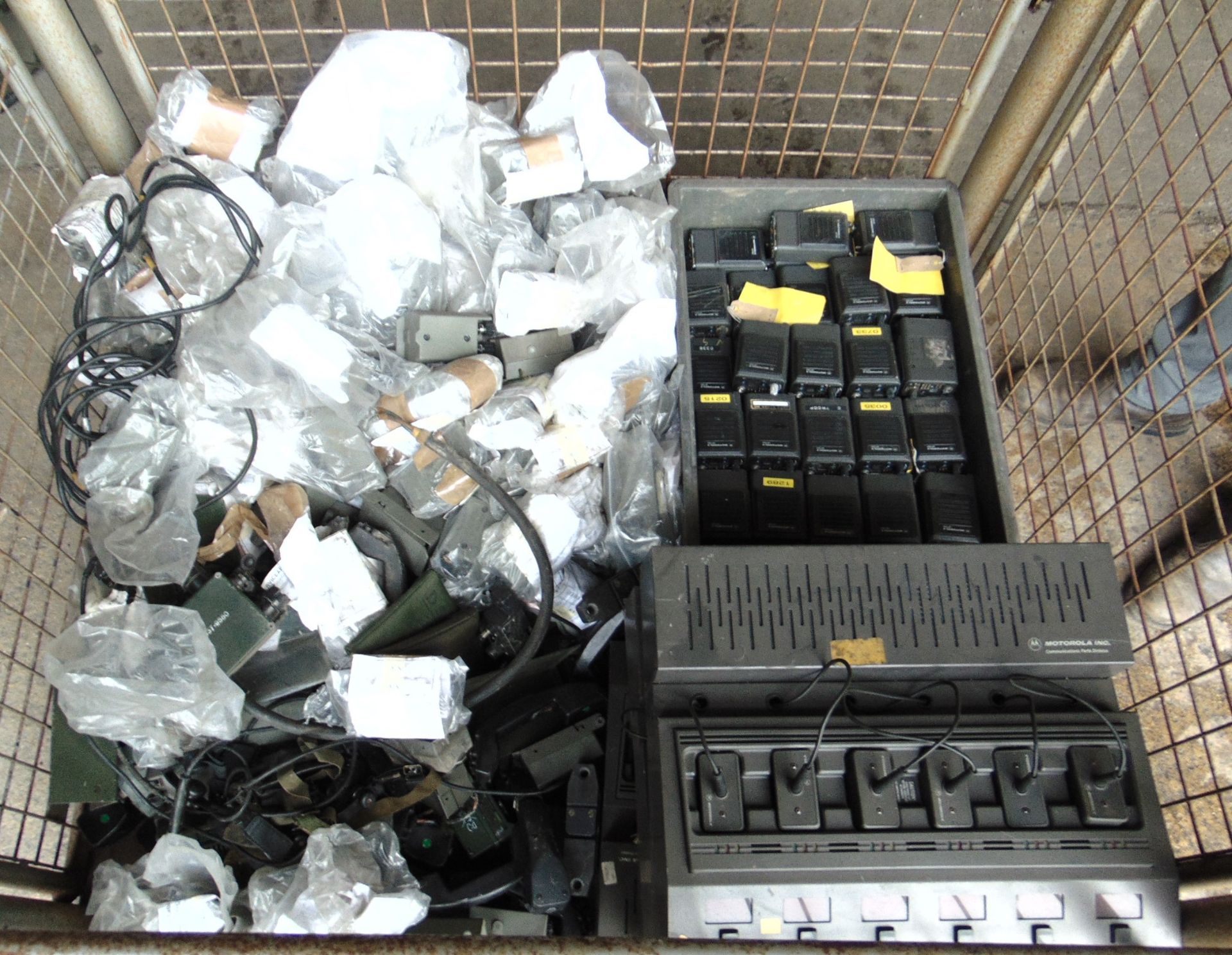 1 x Stillage of Clansman Radio Equipment inc MT1000 Walkie-Talkies x 120, Chargers ect - Image 2 of 10