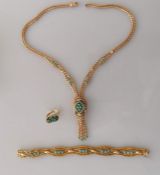 A yellow gold parure comprising necklace with knot design and turquoise beads, 48 cm
