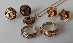 An assortment of Clogau and Cymru-Y Metel Welsh yellow and rose gold jewellery