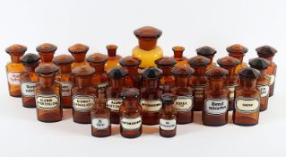 Apothekerflaschen, Glas, ca. 25 Stück