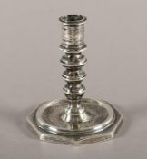 kleiner einflammiger Leuchter, Silber, wohl Skandinavien, um 1710