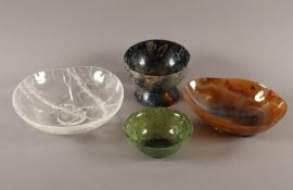 vier Schalen, Stein